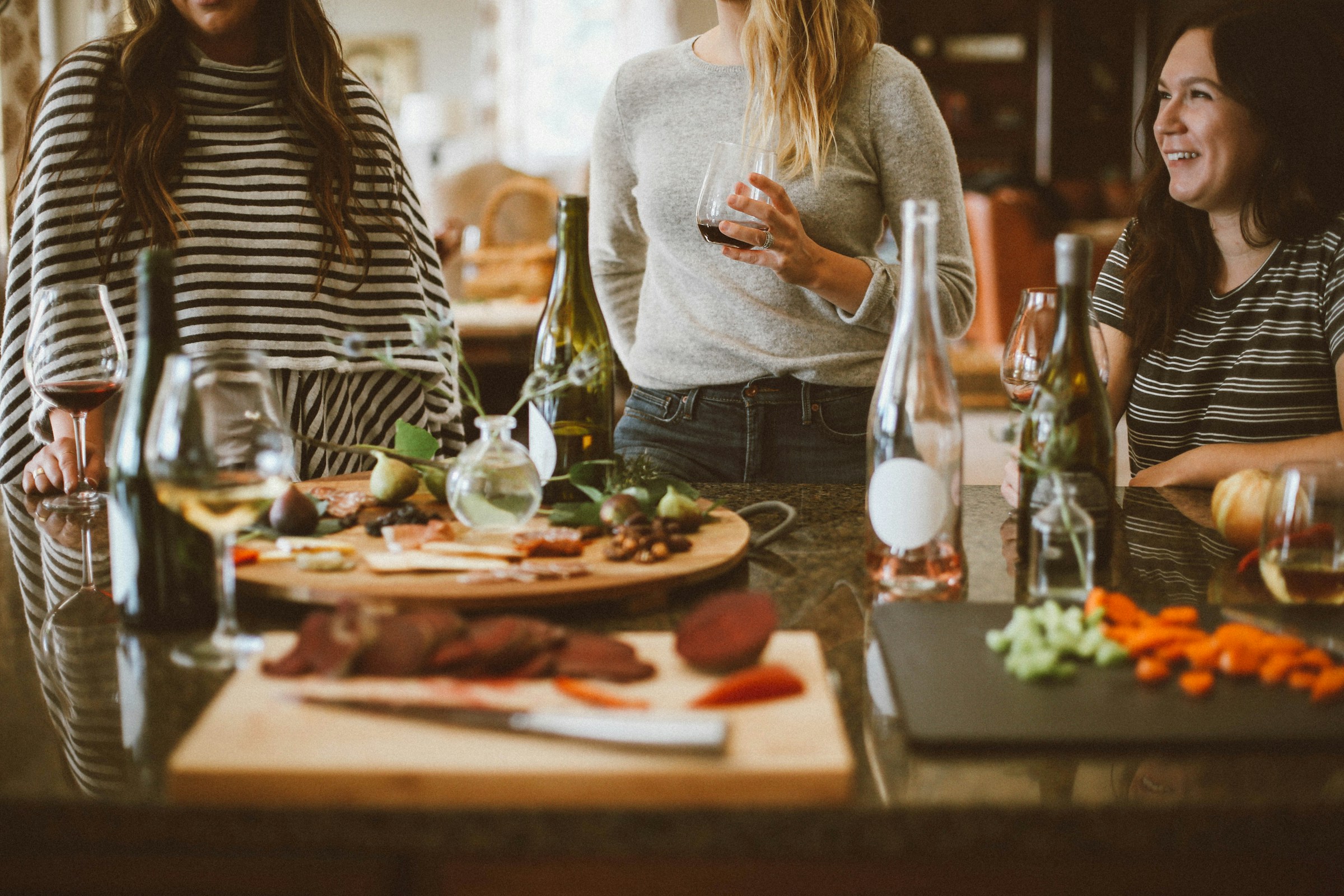 Women having lunch together | Source: Unsplash