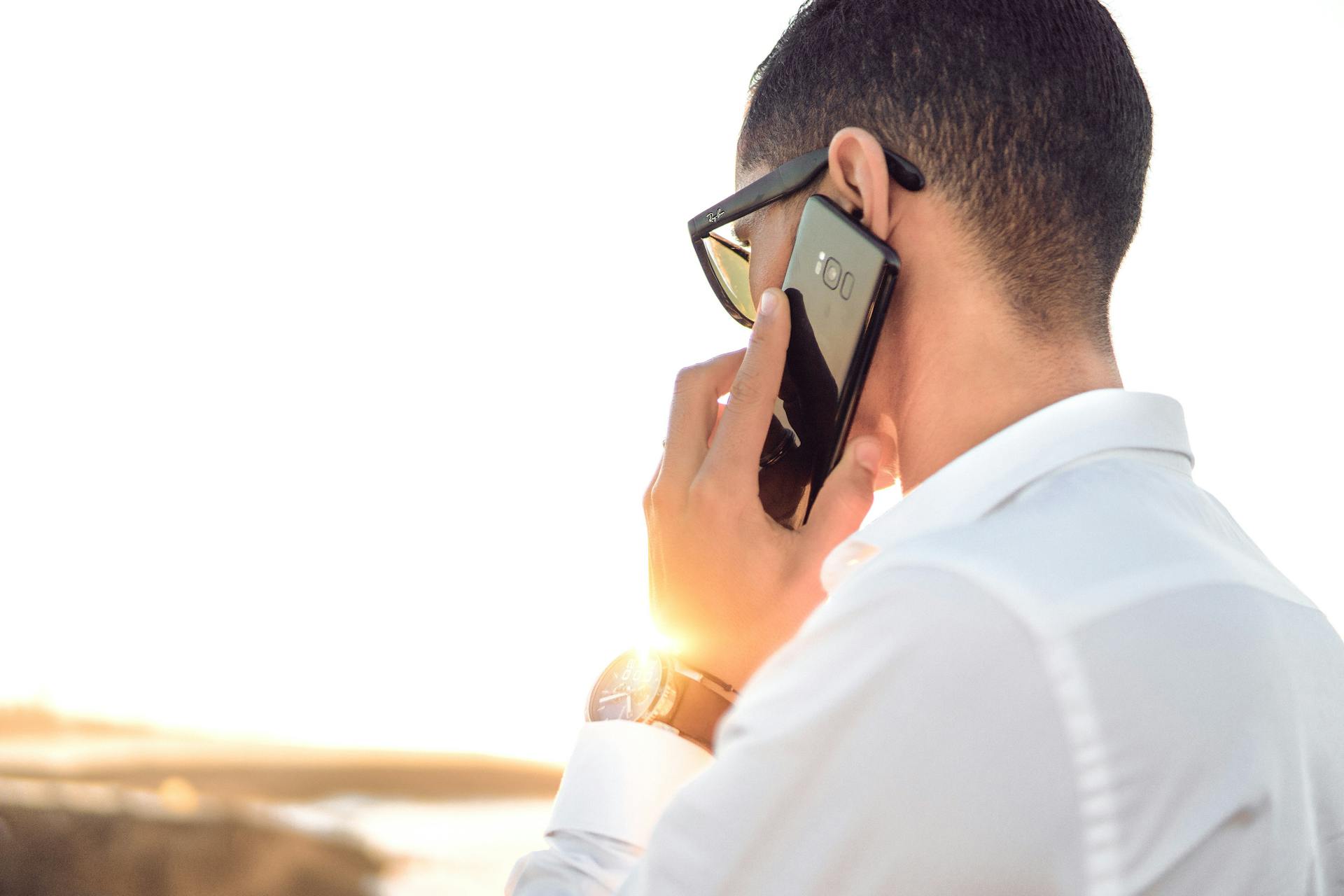 A man talking on the phone | Source: Pexels