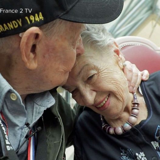 D-Day veteran reunites with French Love 75 years later